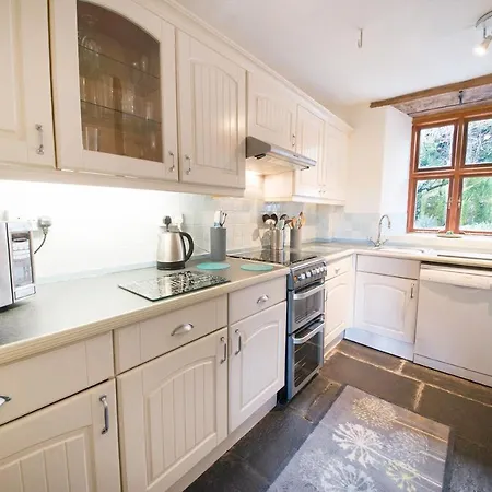Bramble With Views, * Coniston
